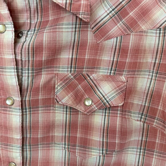 SOLD****Cowboy Core Wranglers Pearl Snap Blouse****SOLD - Picture 5 of 11